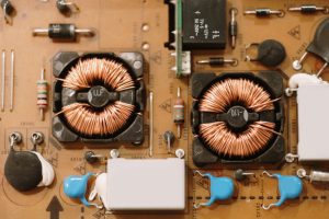 What are the Advantages of Iron Core Inductors?
